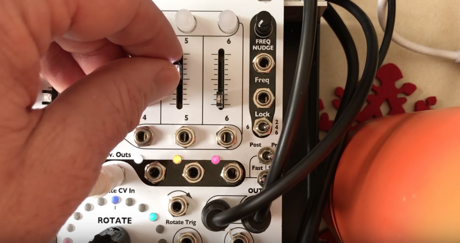 4MS Spectral Multiband Resonator: Music for Electric Car Charging Stations